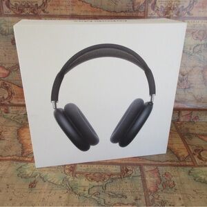 Apple Over-Ear Headphones in Black